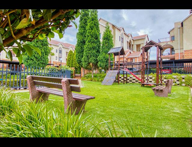 1 BEDROOM APARTMENT RENTED IN BRYANSTON